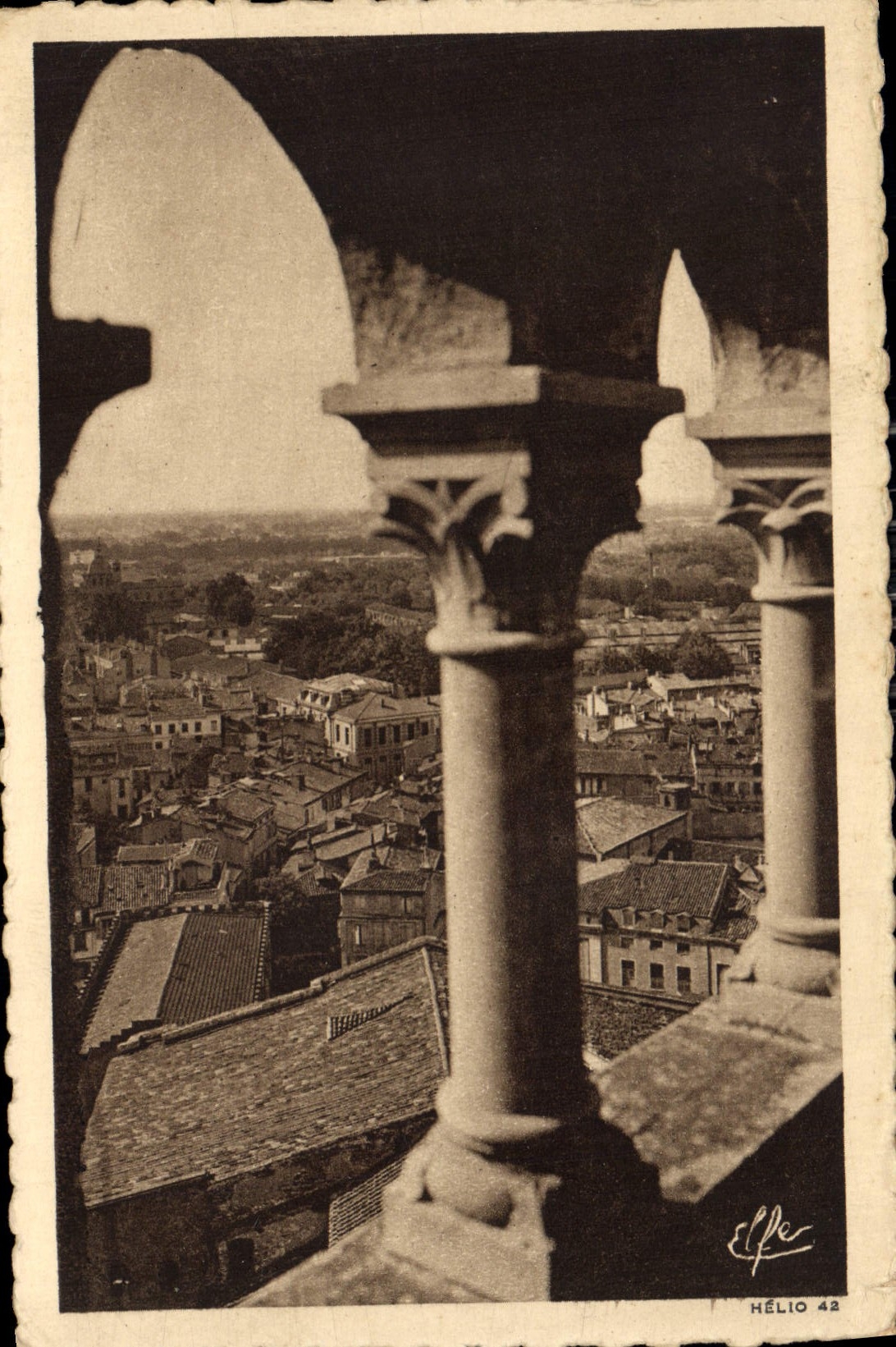 CPA Toulouse Panorama sur la Ville pris du Clocher de Saint Sernin 