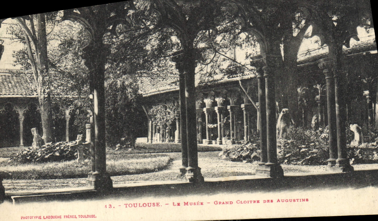 CPA Toulouse Le Musee Grand Cloitre des Augustins 
