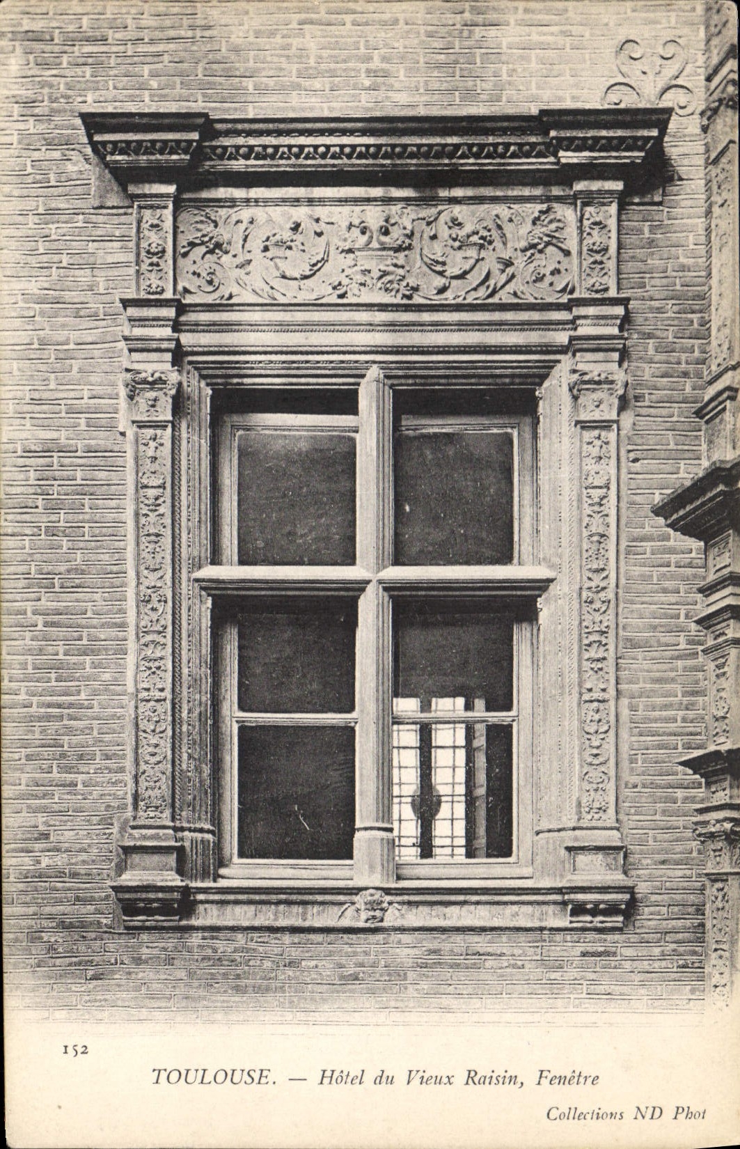 CPA Toulouse Hotel du Vieus Raisin Fenetre 
