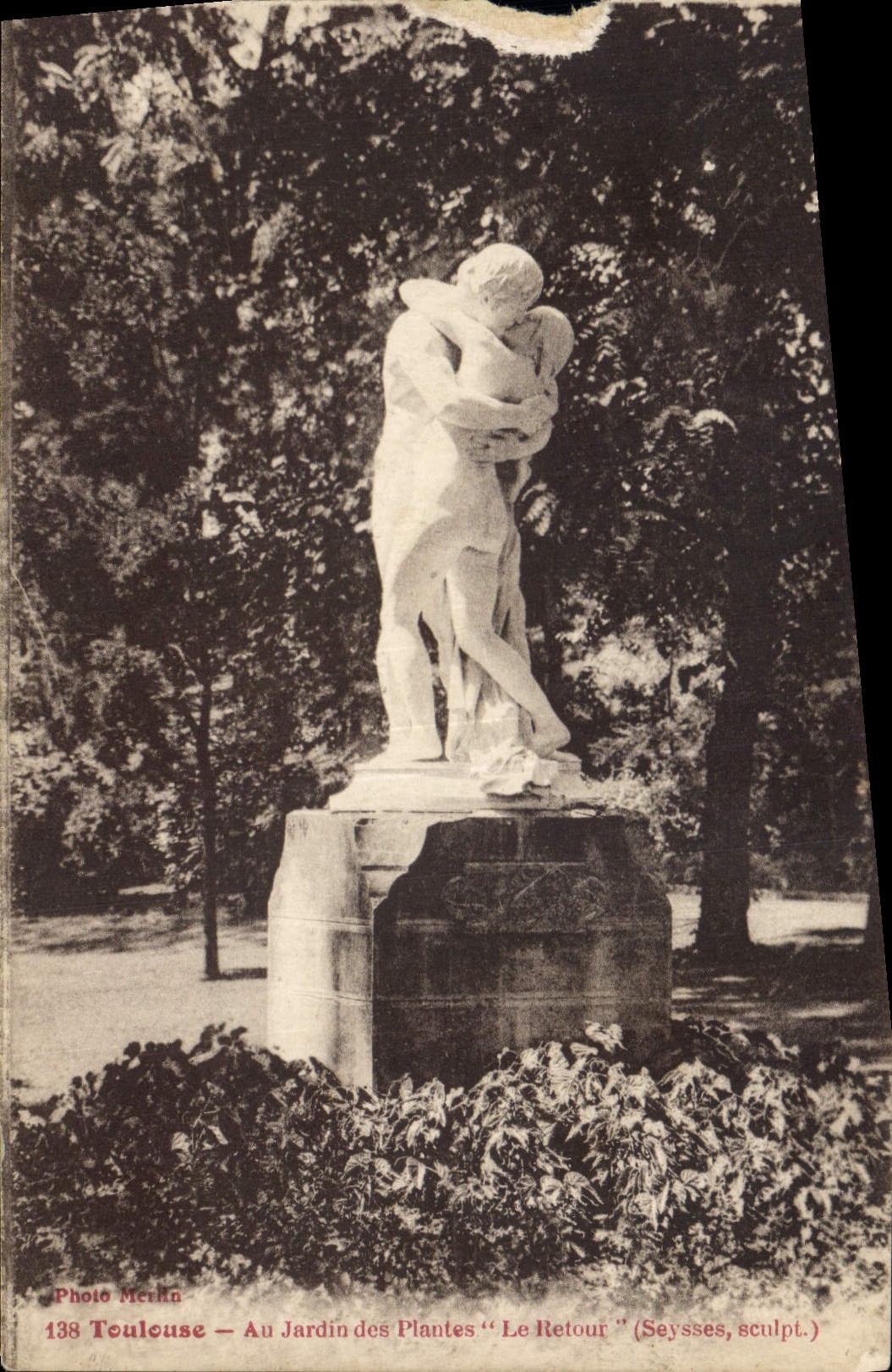 CPA Toulouse Au Jardin Plantes Le Retout 