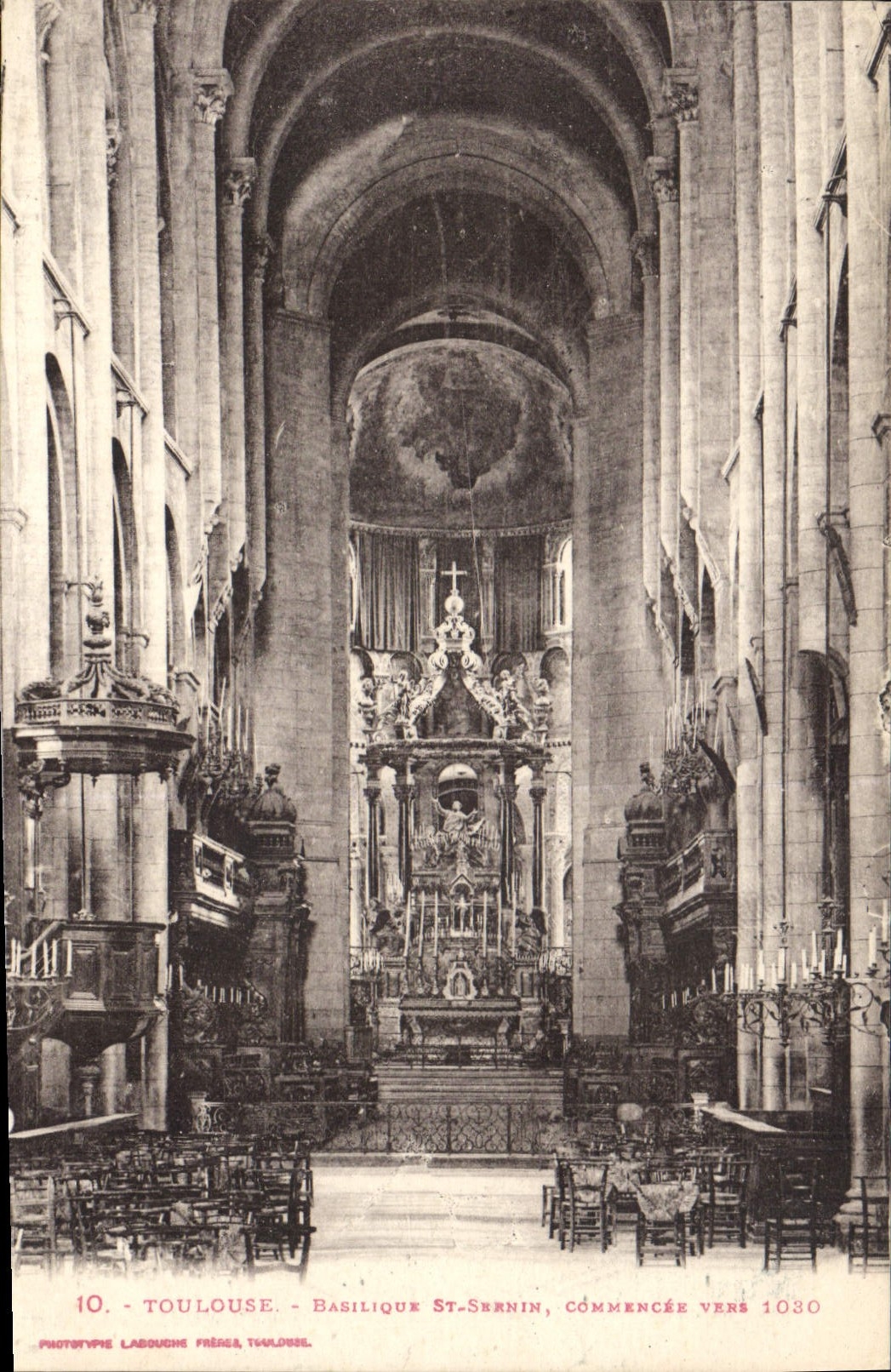 CPA Toulouse Basilique St Sernin Commences Vers 1030