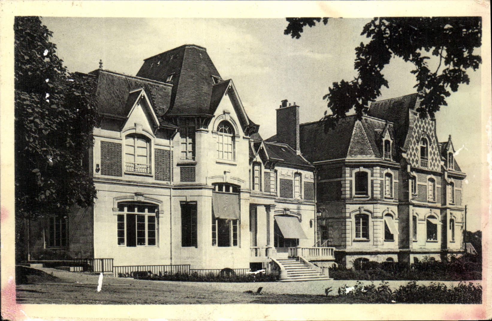 CPA La Clairiere Aumont Oise 