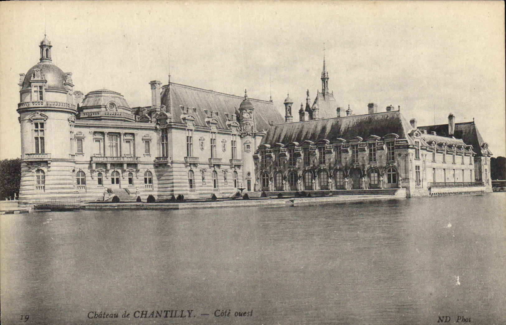 CPA Chateau de Chantilly Cotes ouest 