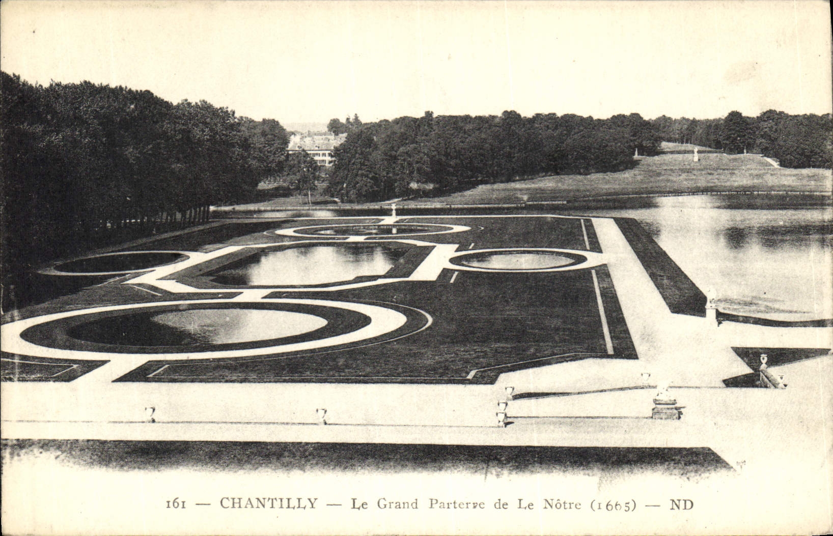 CPA Chantilly Le Grand Parterre de le Notre