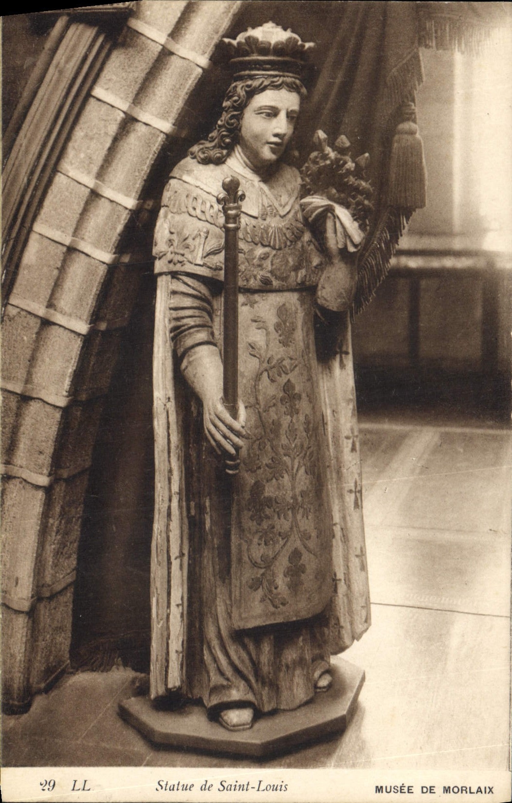 CPA Statue de Saint Louis 