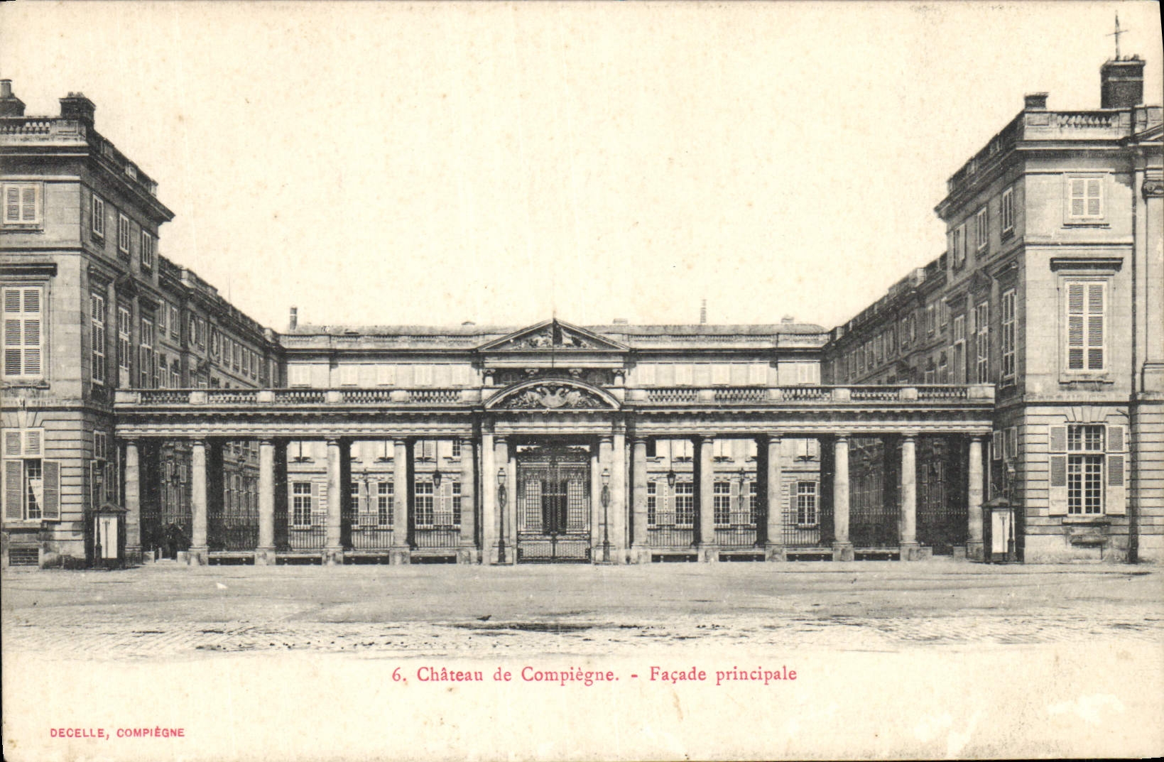 CPA Chateau de Compiegne Facade principale 