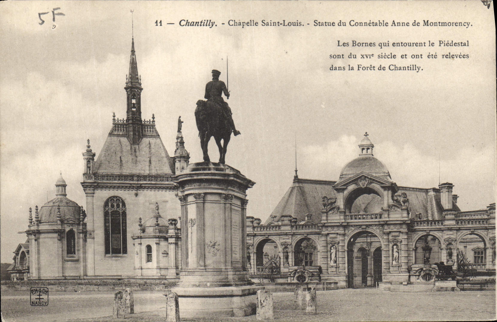 CPA Chantilly Chapelle Saint Louis Statue du Connetable Anne de Montmorency