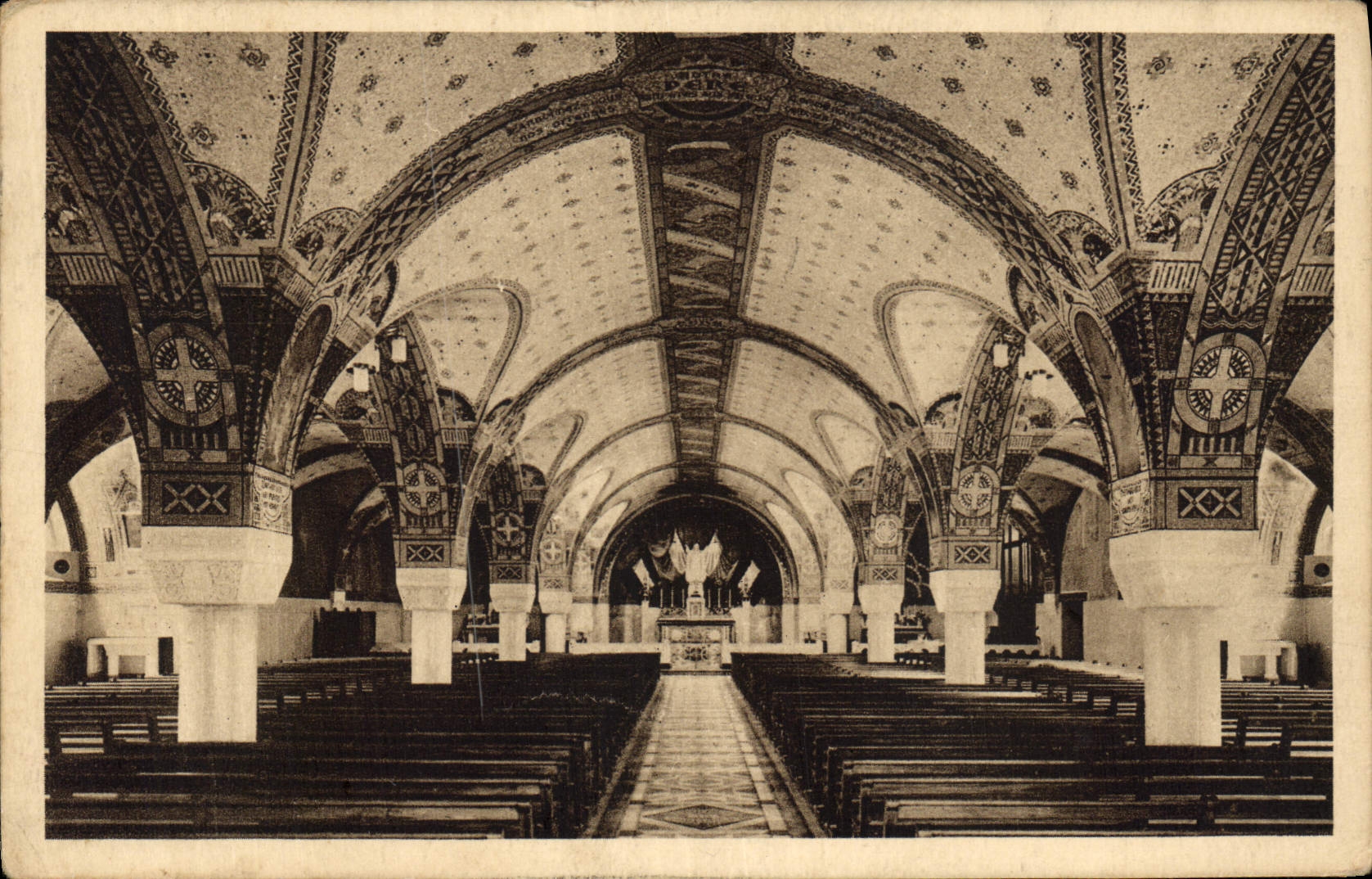 CPA La Basilique de Lisieux 