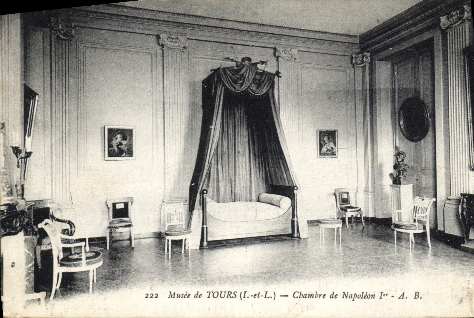 CPA Musee de Tours Chambre de Napoleon 1er