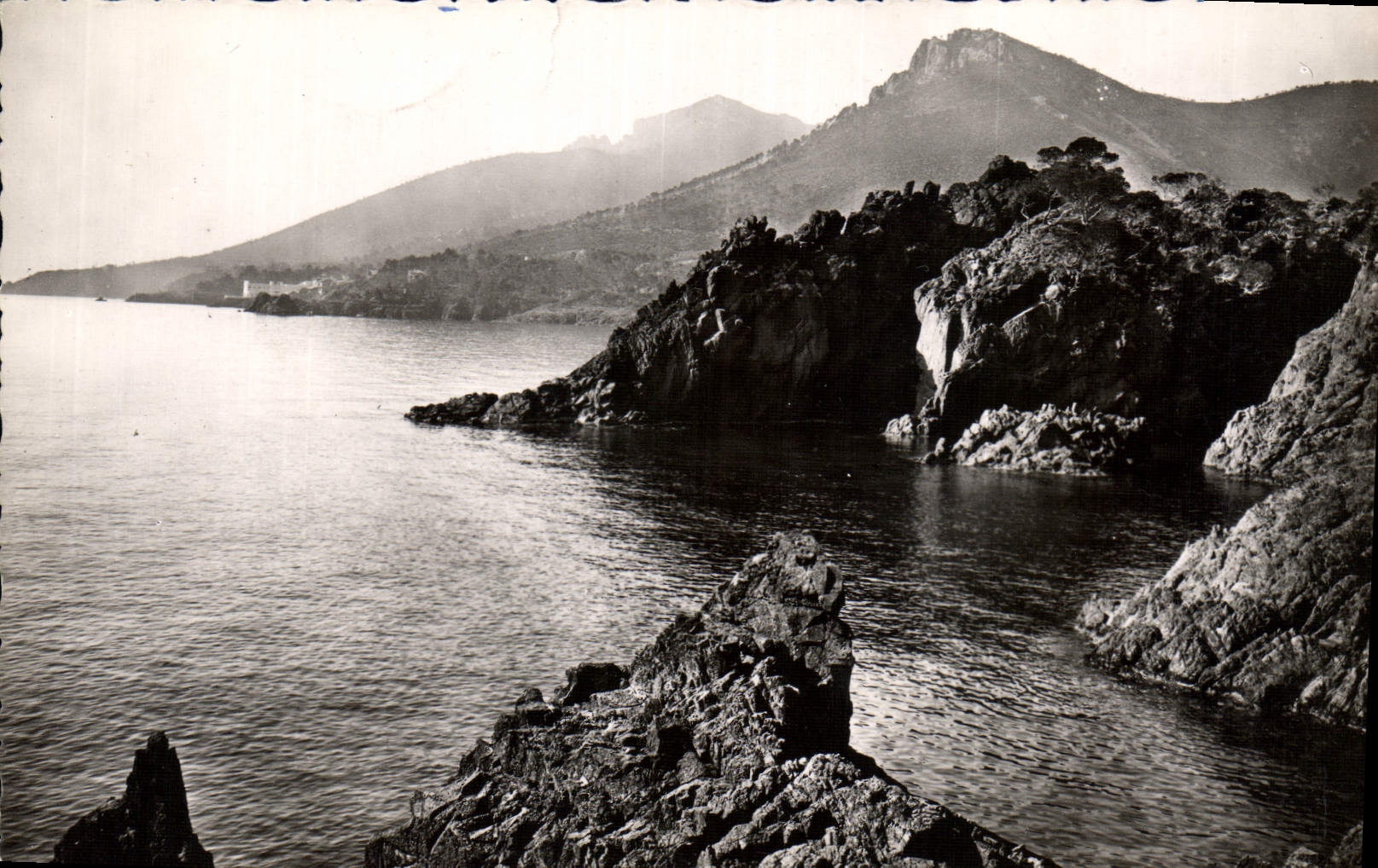 CPA La Corniche D'Or Les Roches Routes au Travas 