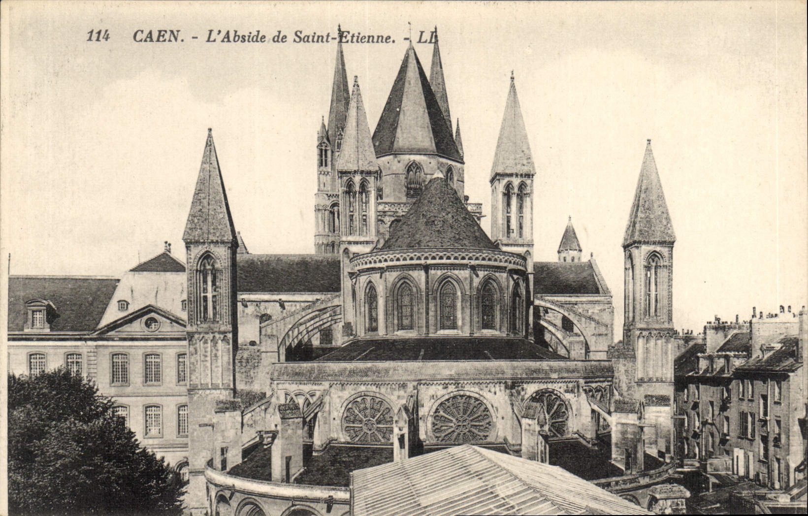 CPA Caen L'Abside de Saint Etienne 