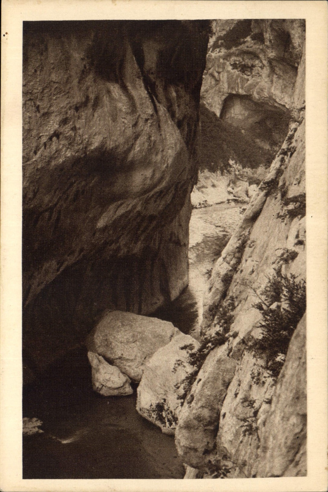 CPA Gorges du Verdon Couloir et blocs Samson