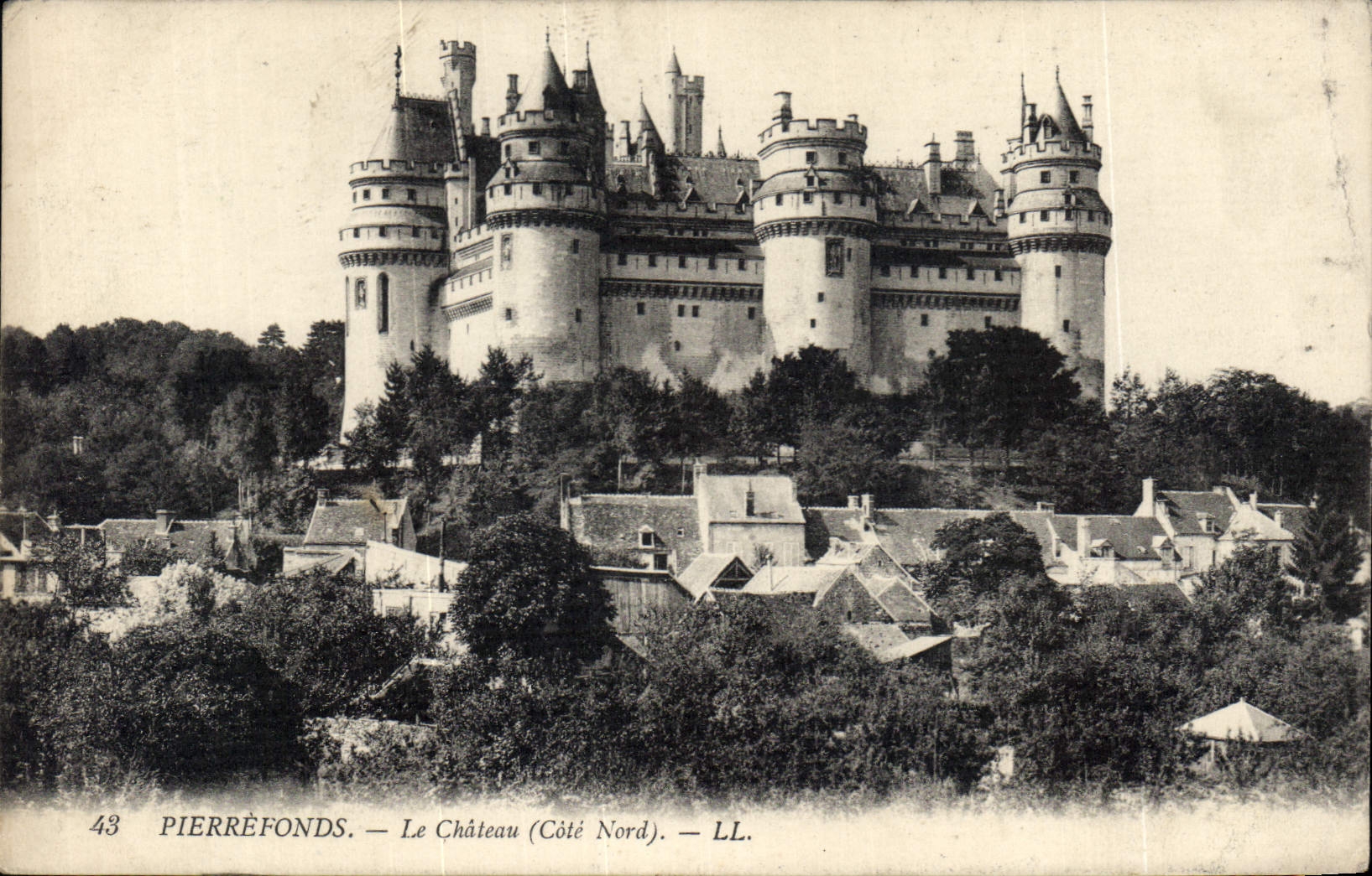 CPA Pierrefonds le Chateau Cote Nord 
