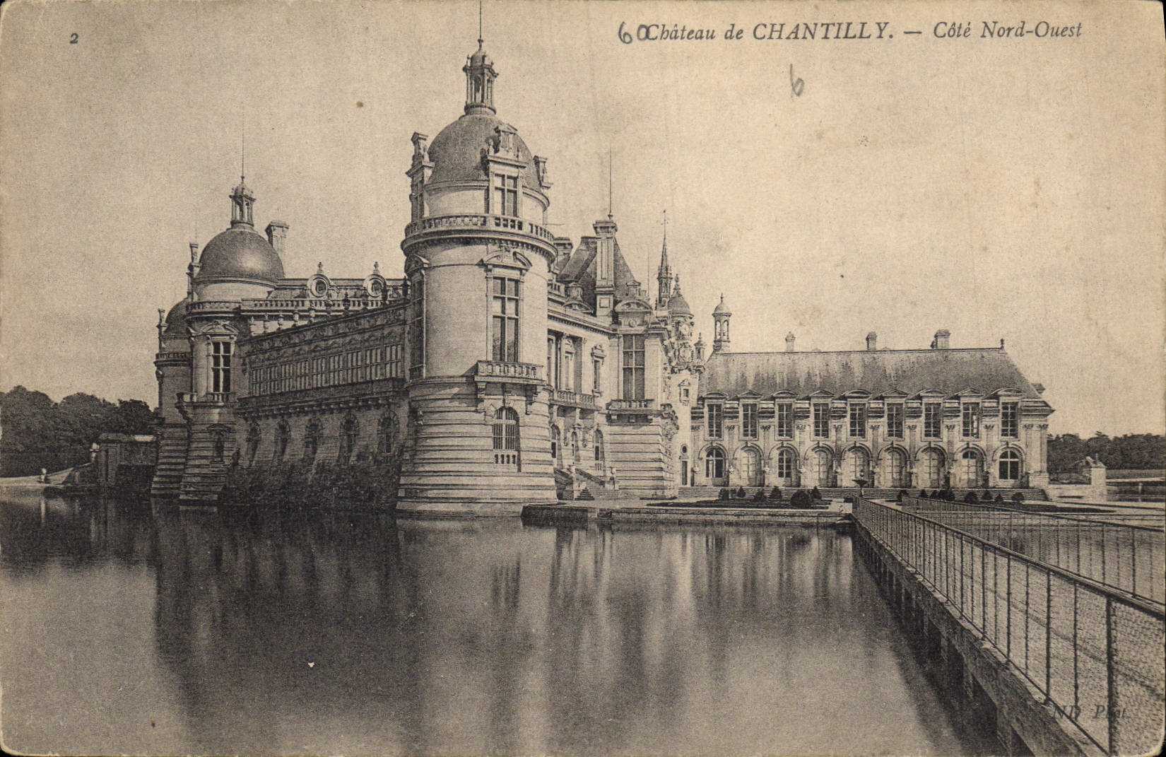 CPA Chateau de Chantilly cote nord ouest 
