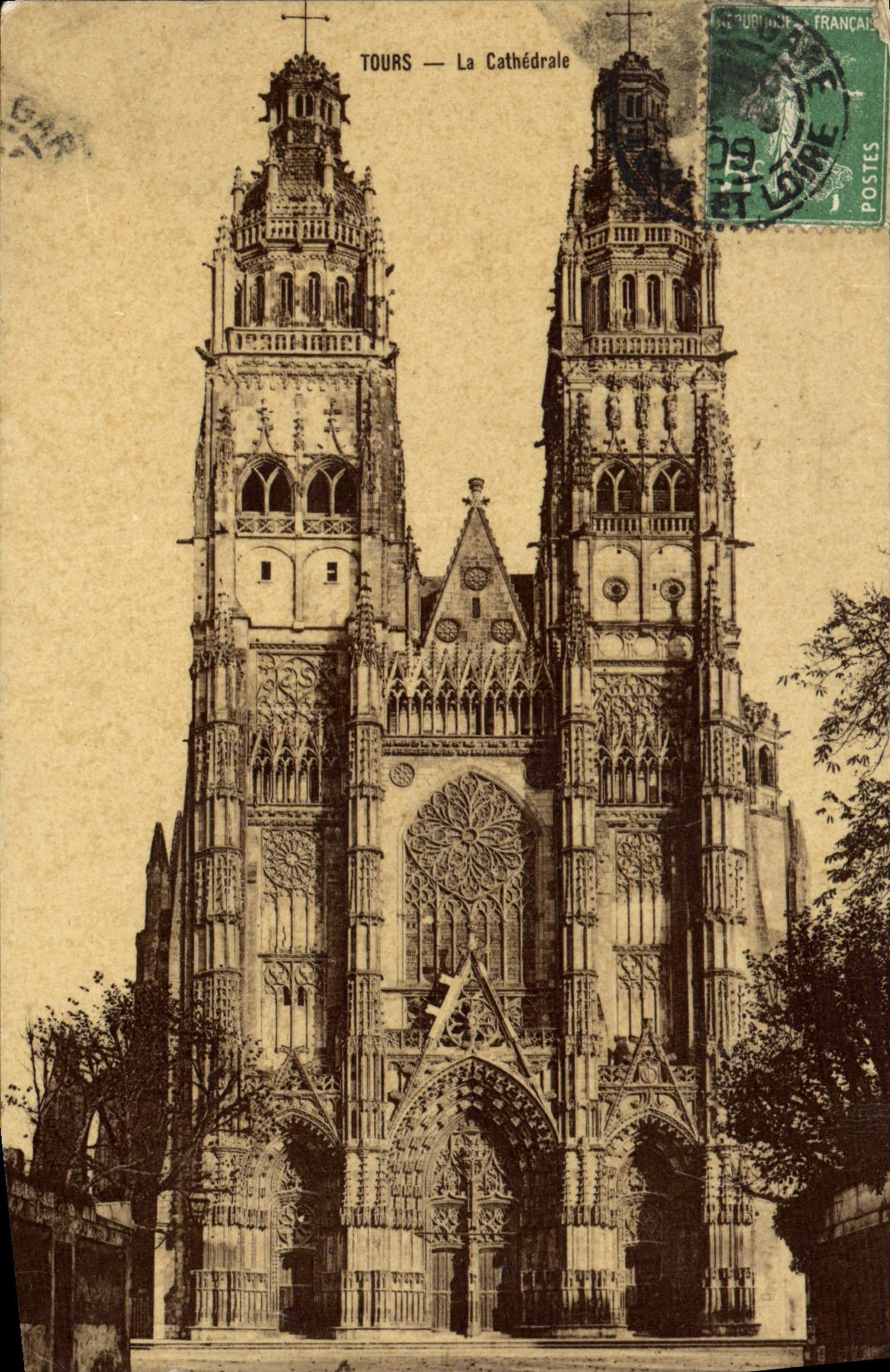 CPA Tours La Cathedrale 