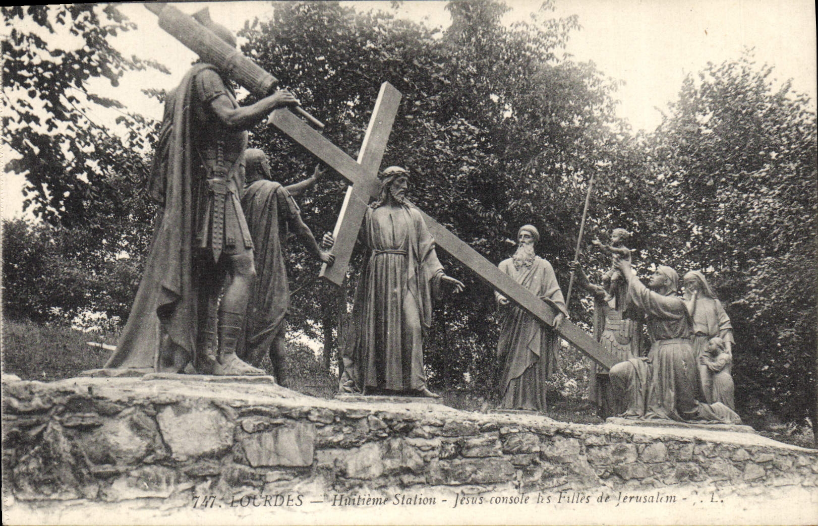 CPA Lourdes Huitieme Station Jesus console les Filles de Jerusalem
