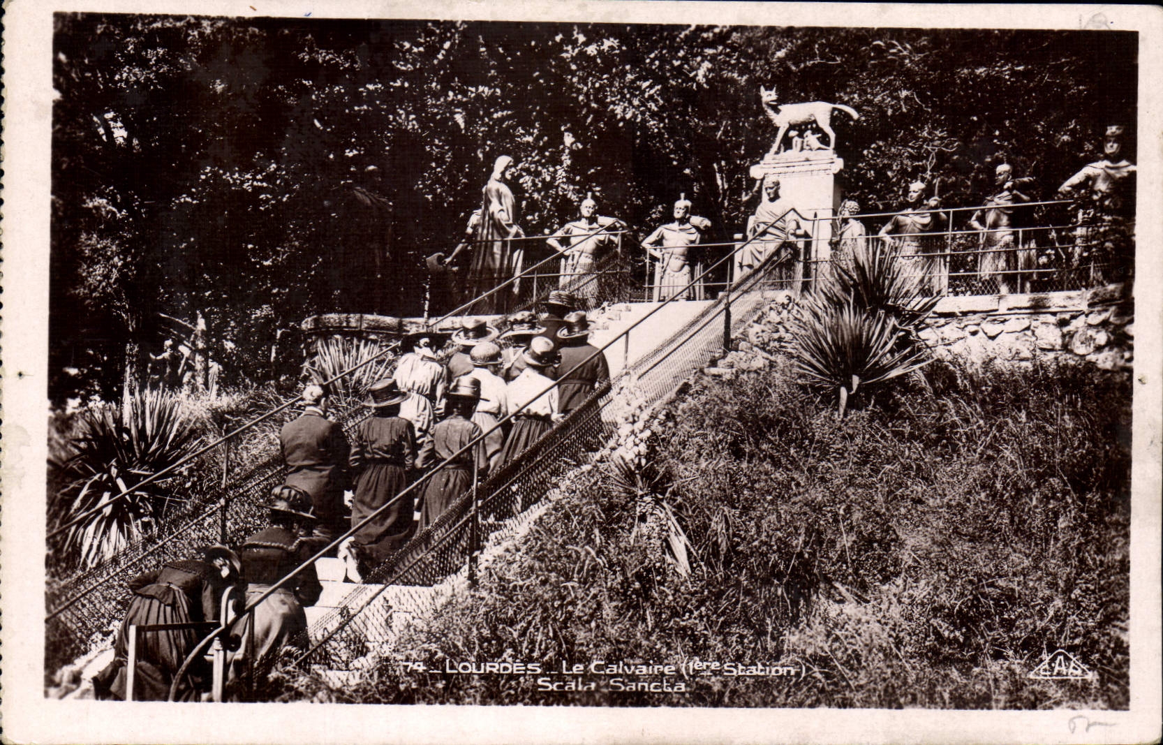CPA Lourdes le Calvaire iere Station Scal Sancta 