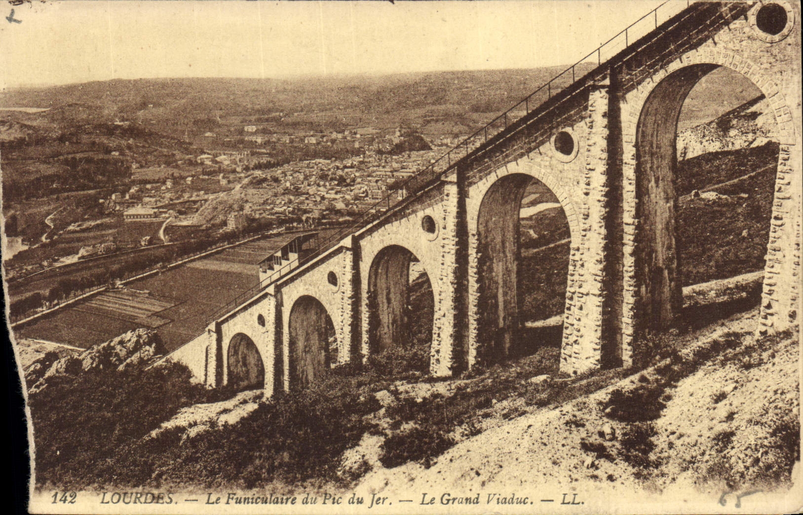 CPA Lourdes le Funiculaire du Pic du Jer le Grand Viaduc 