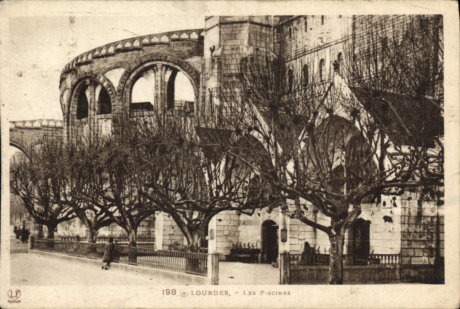 CPA Lourdes les Piscines 