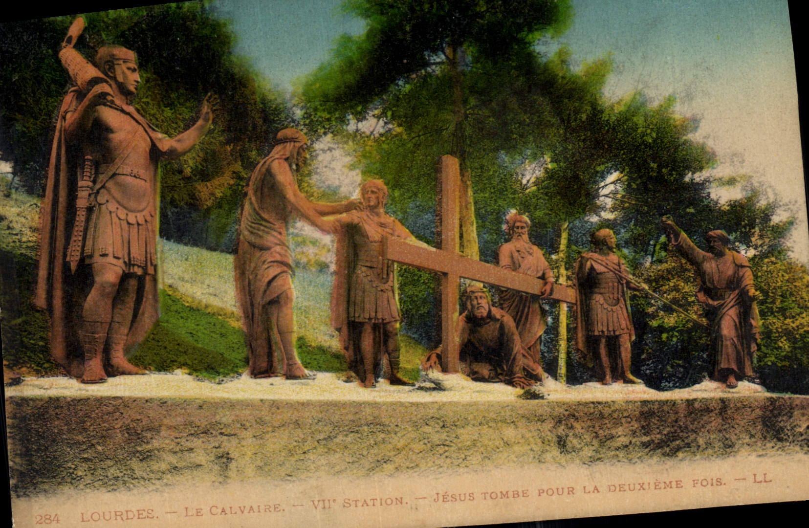 CPA Lourdes le Calvaire VII Station Jesus Tombe pour la deuxieme fois 