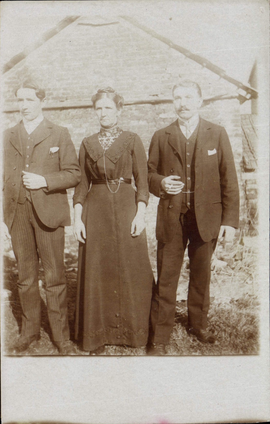 CARTE PHOTO Femme Personnages