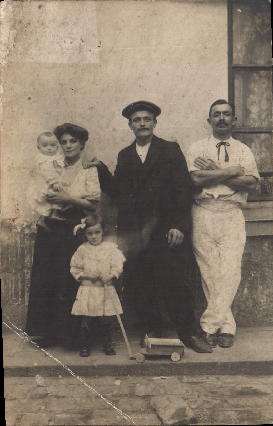 CARTE PHOTO Femme Personnages