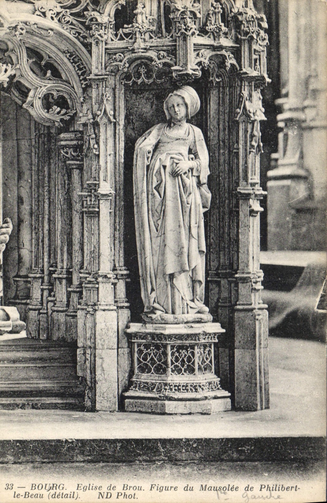 CPA Bourg Eglise de Brou Figure du Mausolee de Philibert le Beau 