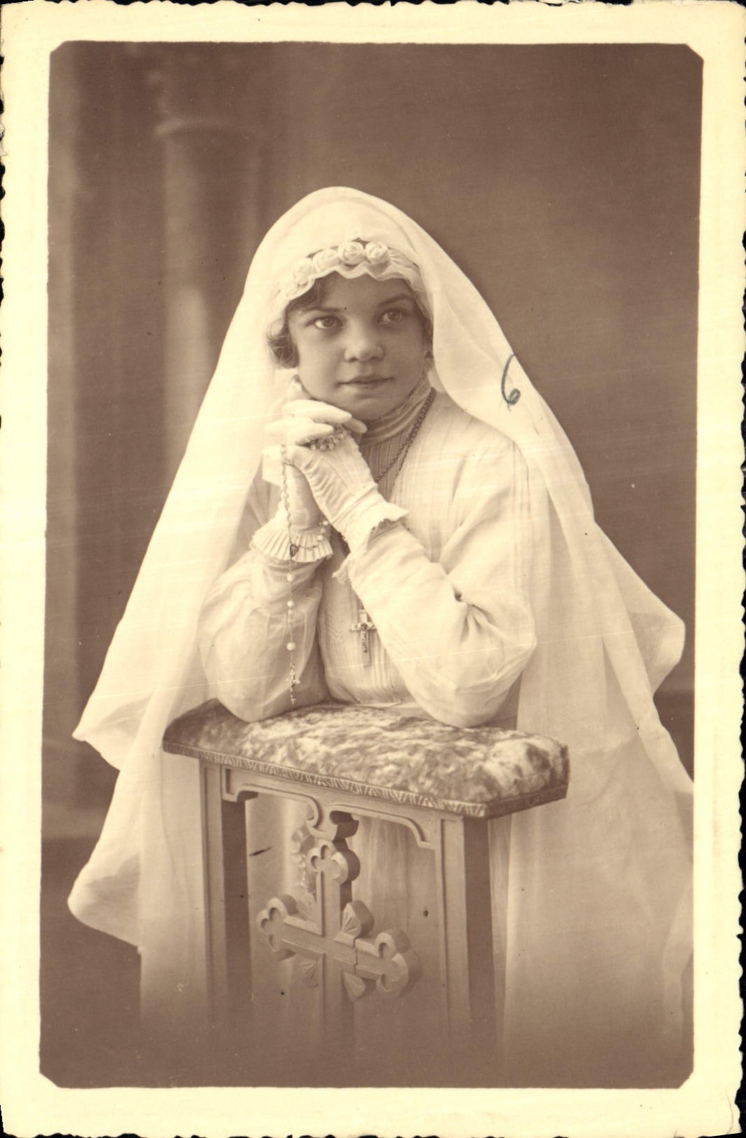 CARTE PHOTO Communiante