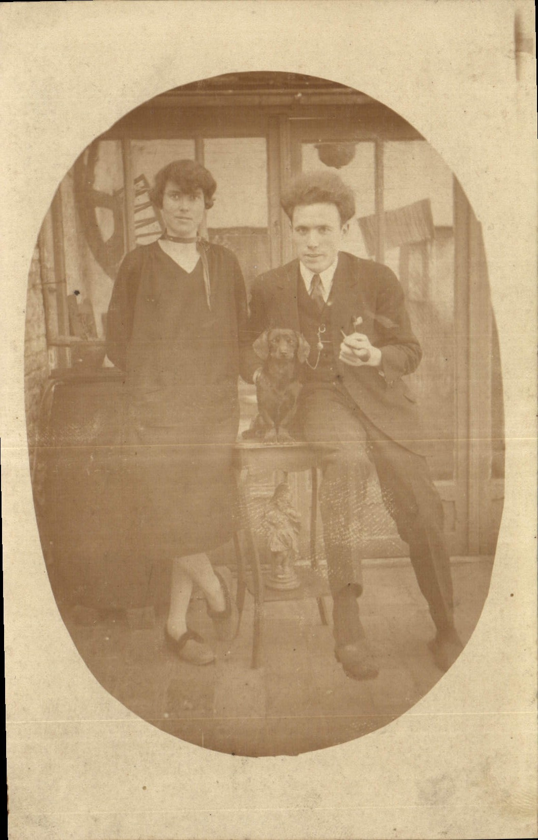 CARTE PHOTO Personnages Chien