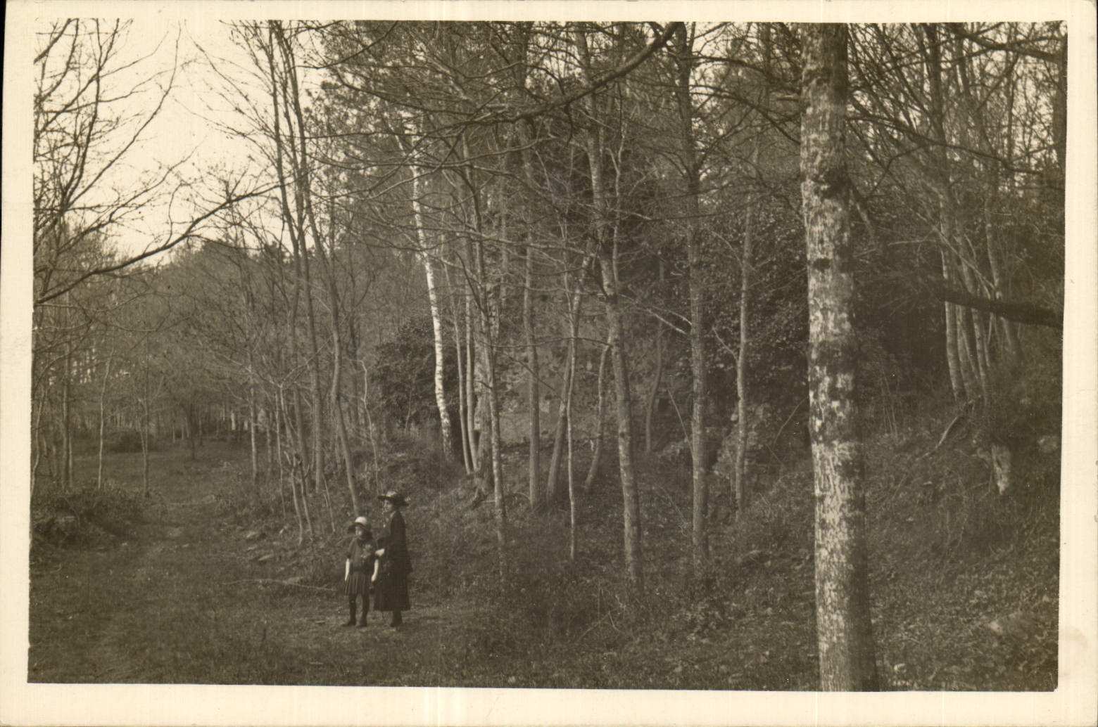 CARTE PHOTO Enfant Femme