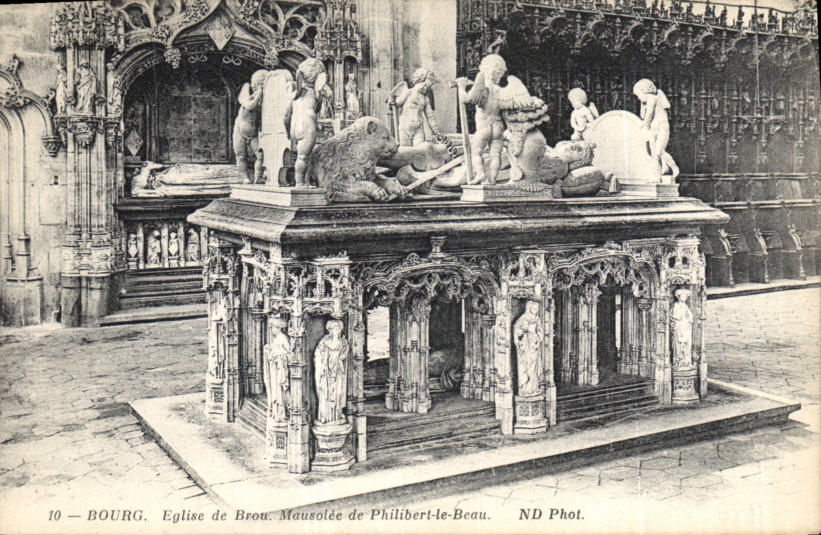 CPA Bourg Eglise de Brou Mausolee de Philibert le Beau
