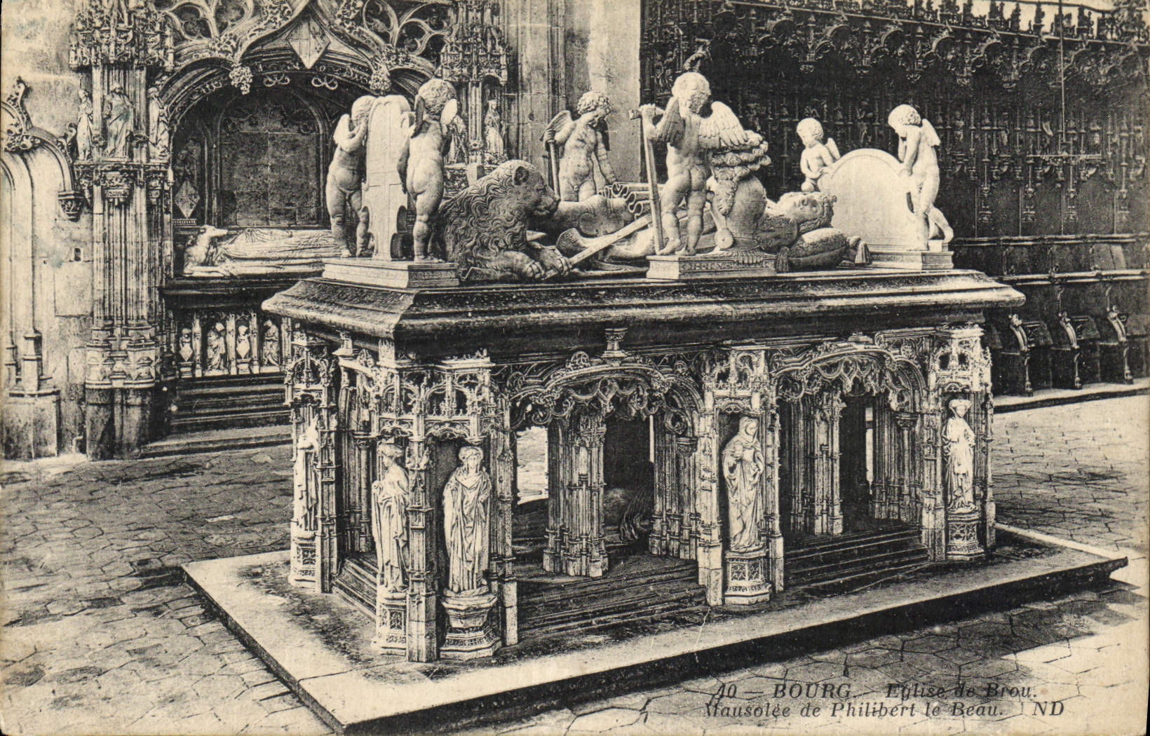 CPA Bourg Eglise de Brou Mausolee de Philibert la Beau 