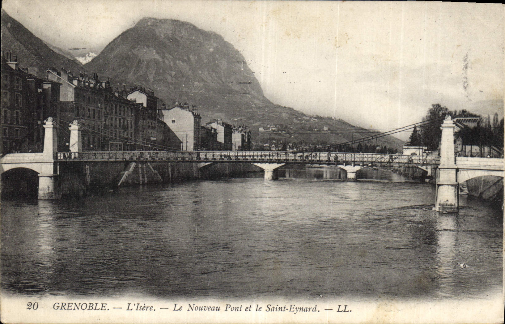 CPA Grenoble L'Isere Le Nouveau Pont et le Saint Eynard