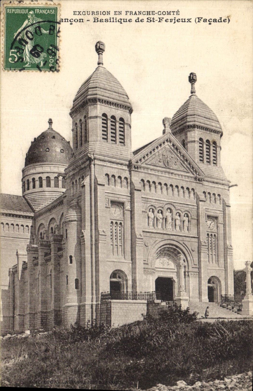 CPA Excursion en Franche Comte Besancon Basilique de St Ferjeux Facade 