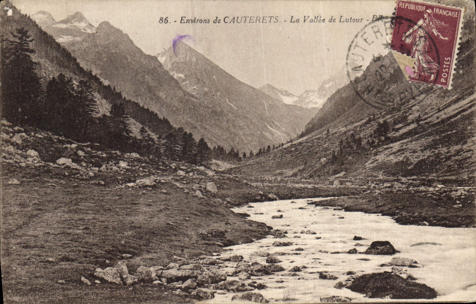 CPA Environs de Cauterets La Vallee de Lutour