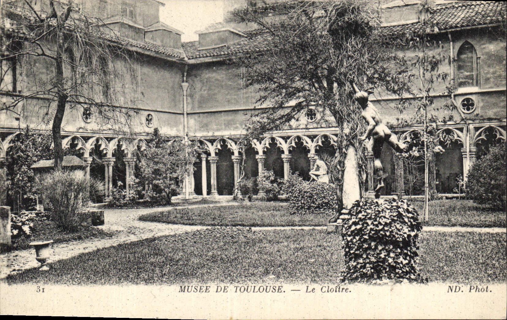 CPA Musee de Toulouse Le Cloitre 