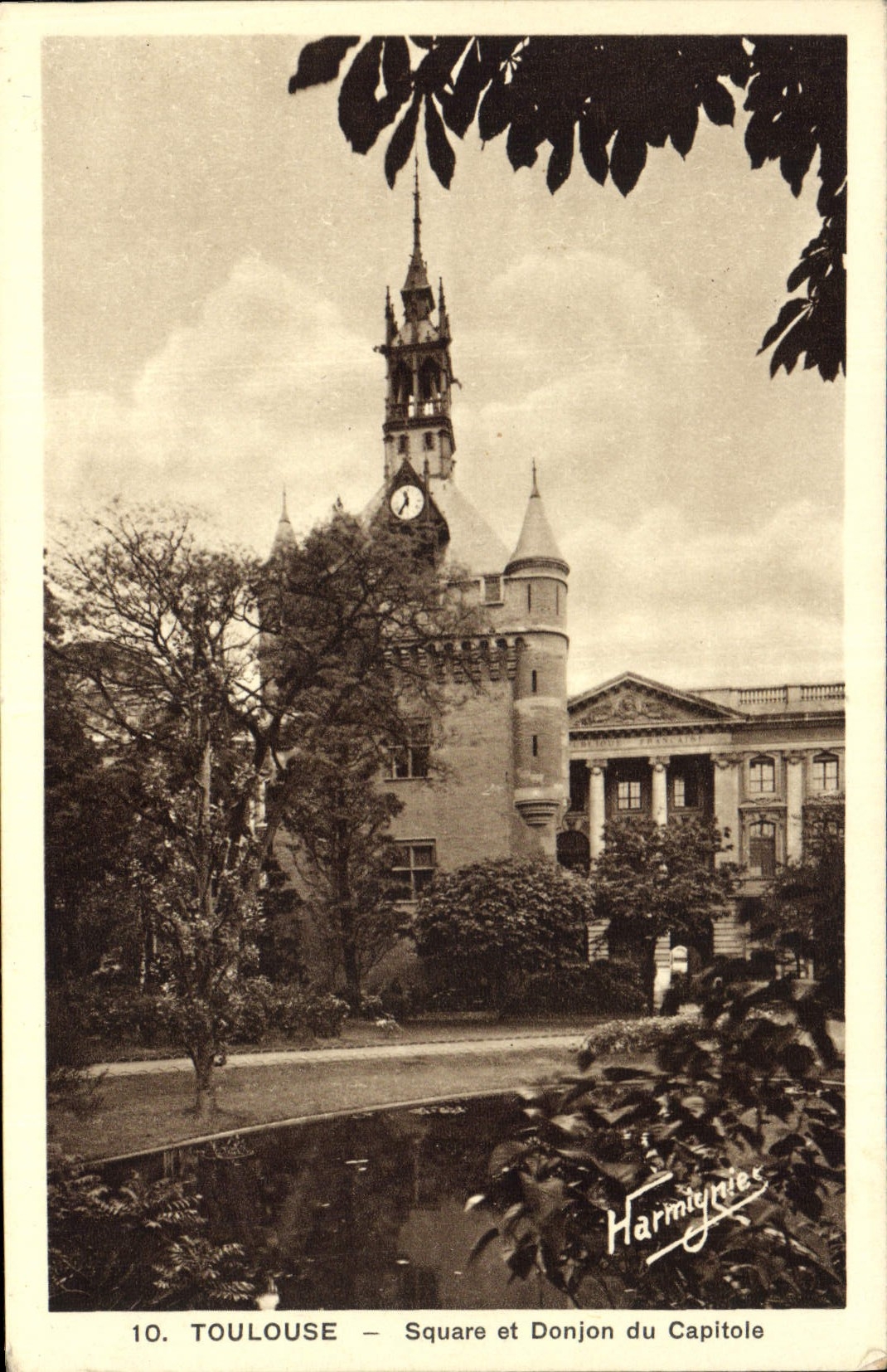 CPA Toulouse Square et Donjon du Capitole