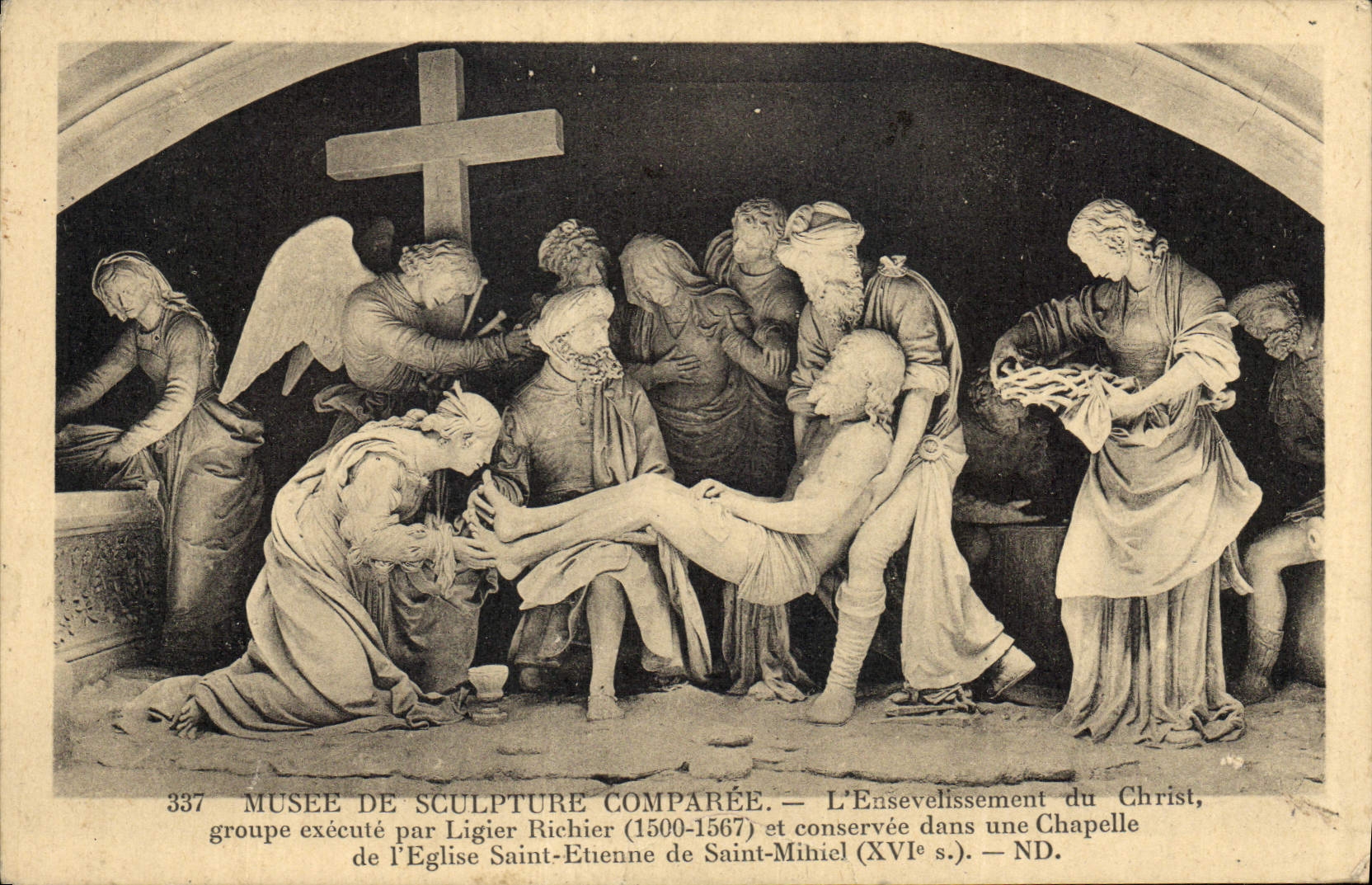 CPA Musee de Sculpture Comparee L'Ensevenlissement du Christ 