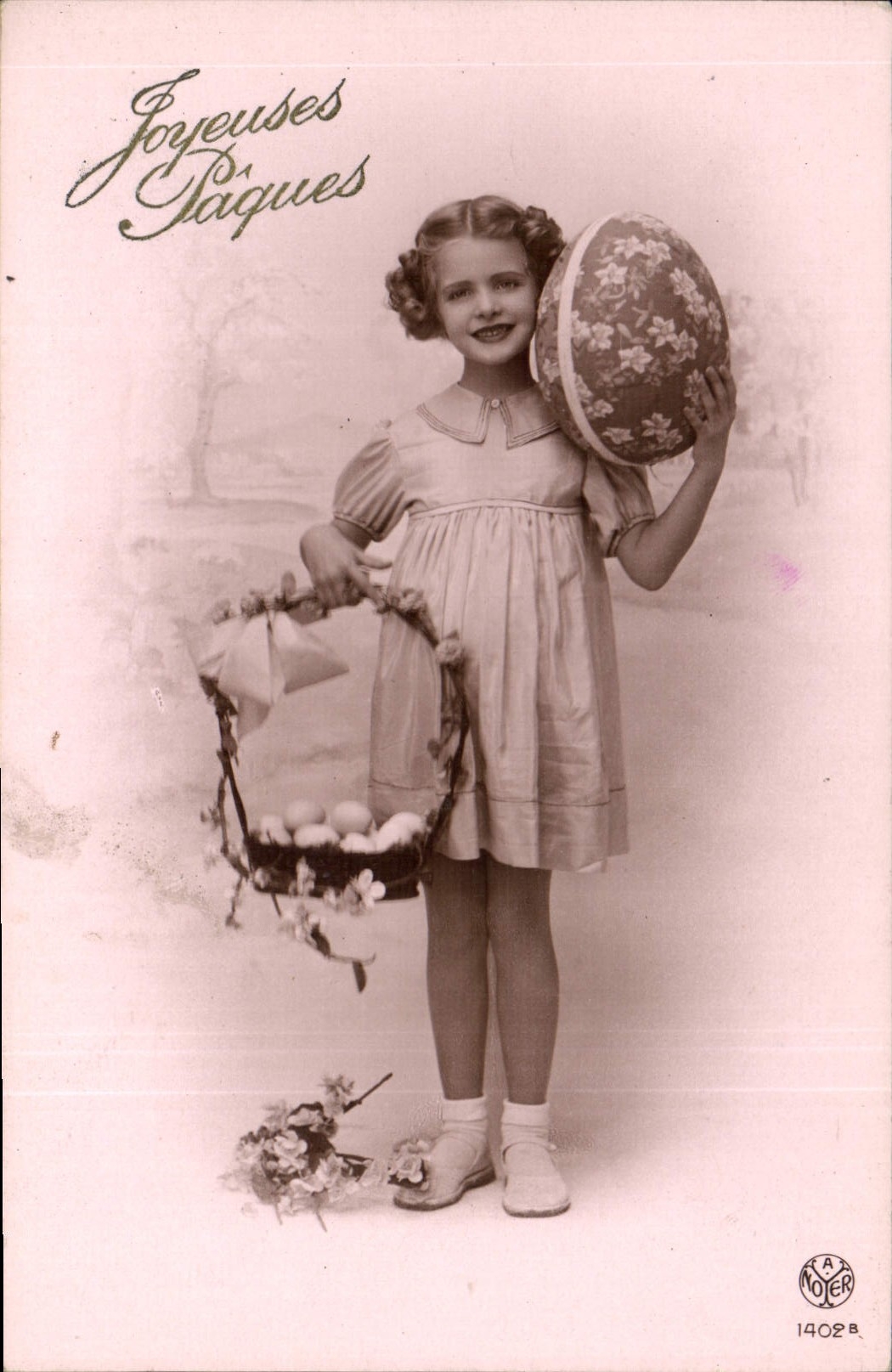 CPA Joyeuses Paques Enfant