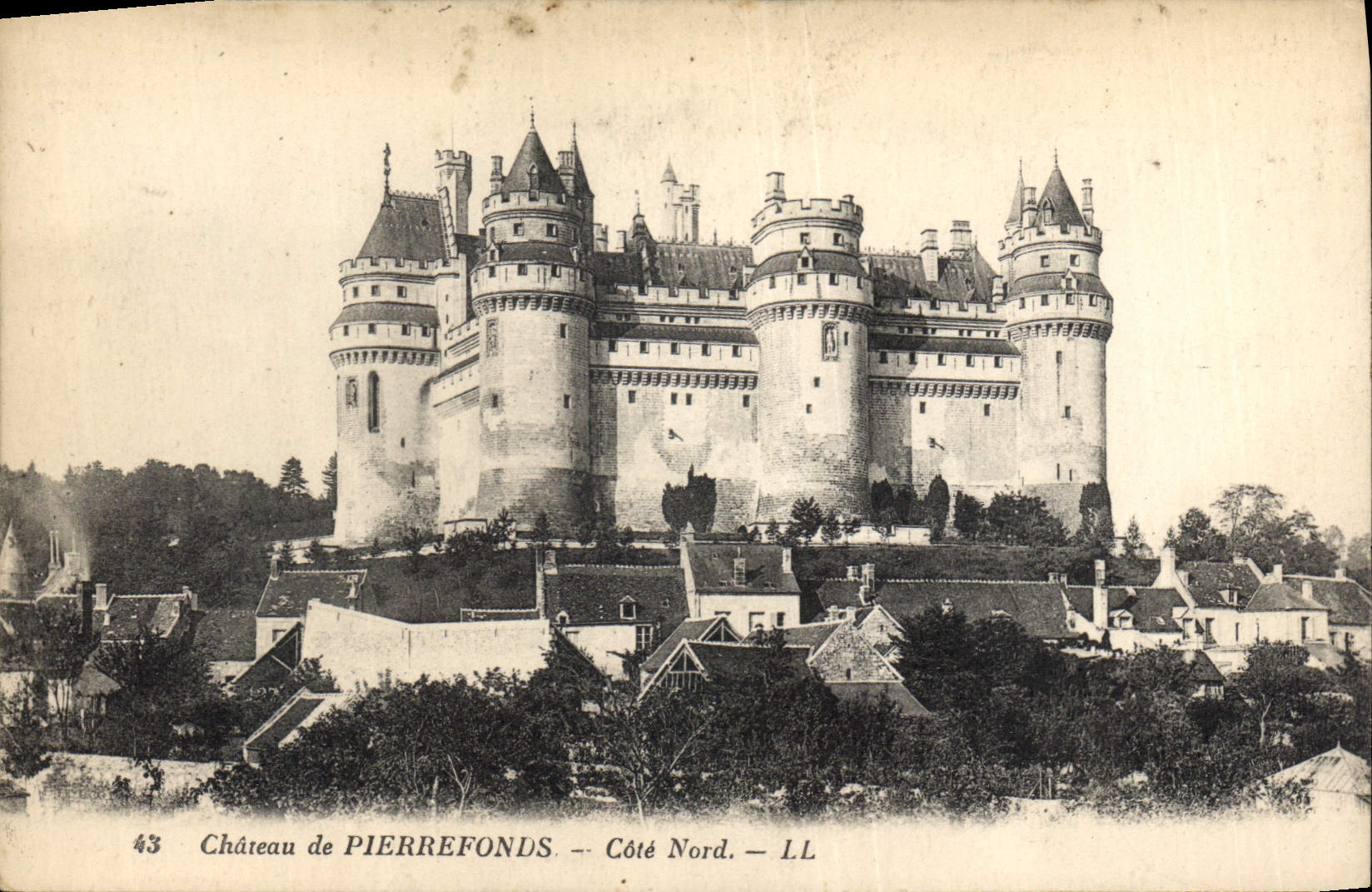 CPA Chateau de Pierrefonds Cote Nord 