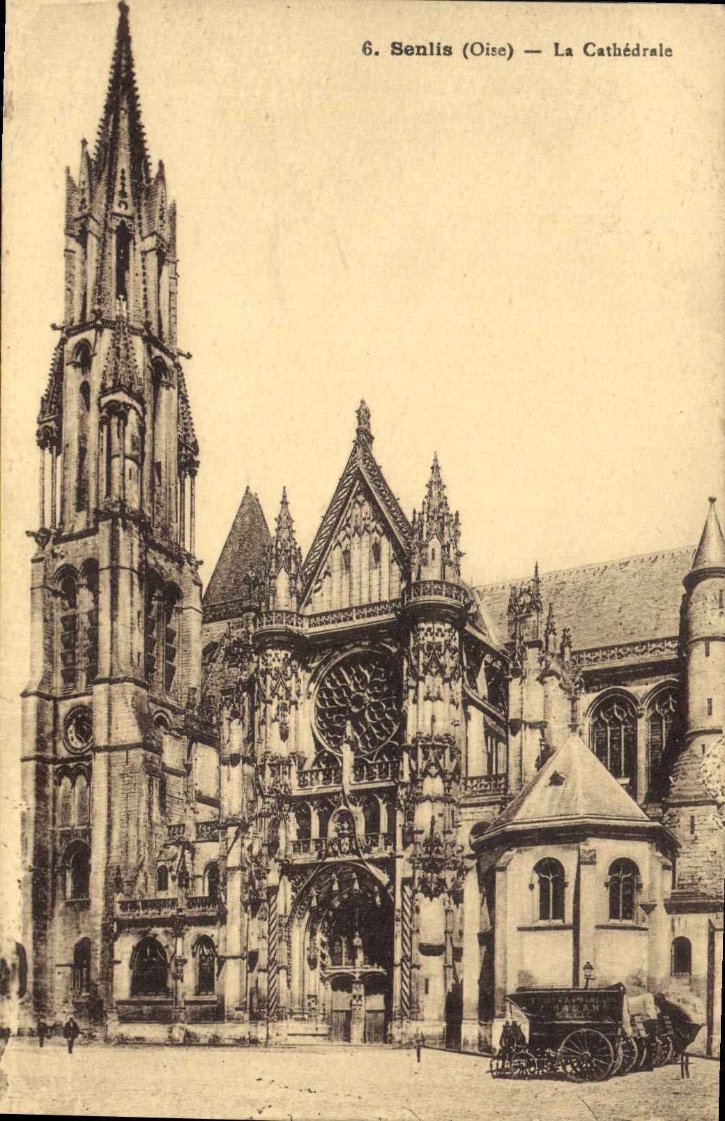 CPA Senlis La Catherdral 