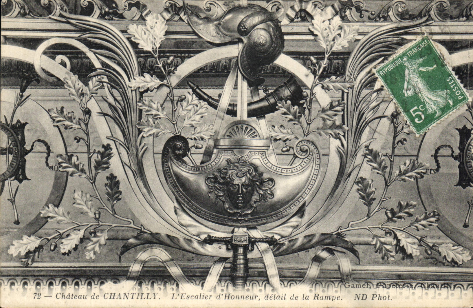 CPA Chateau de Chantilly L'Escalier d'Honneur detail de la Rampe 