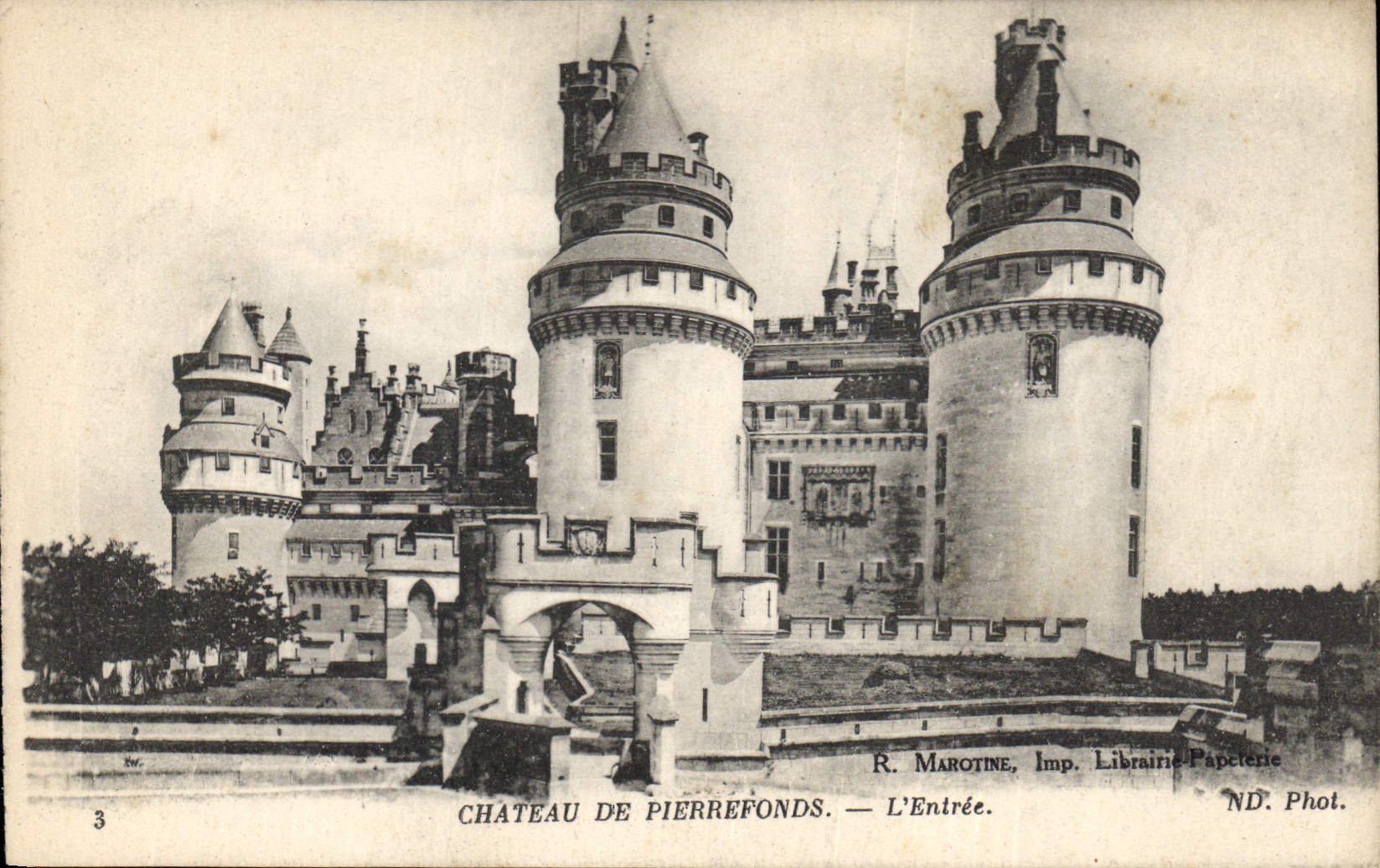 CPA Chateau de Pierrefonds L'Entree 