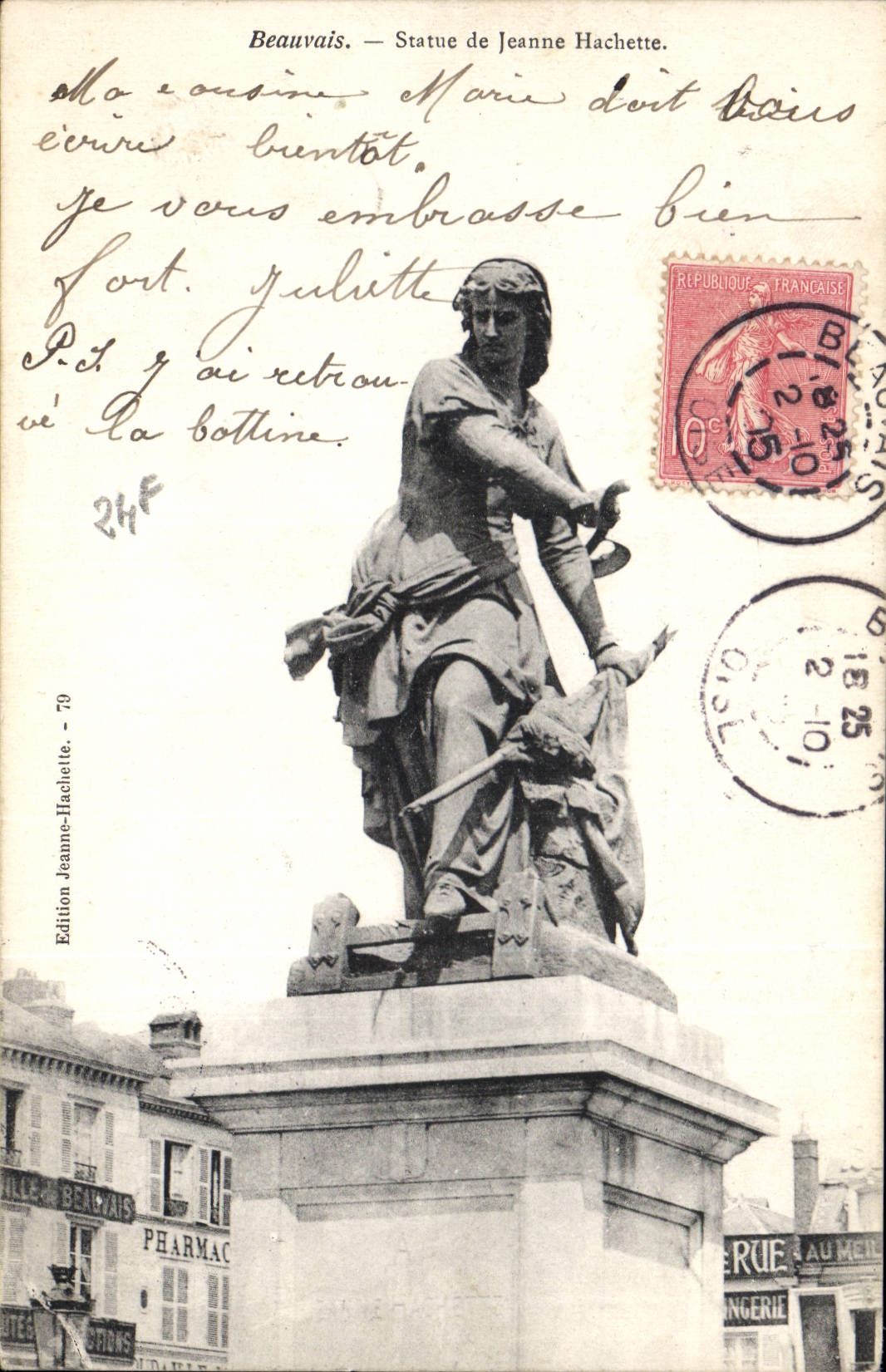 CPA Beauvais Statue de Jeanne Hachette 
