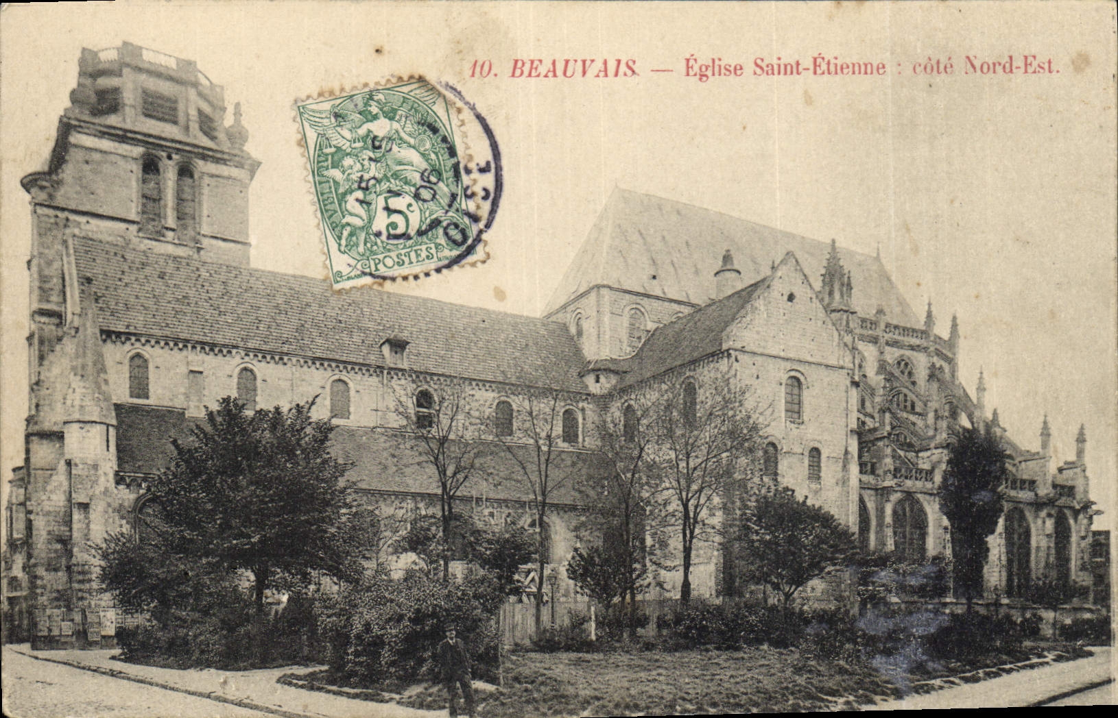CPA Beauvais Eglise Saint Etienne cote Nord Est 