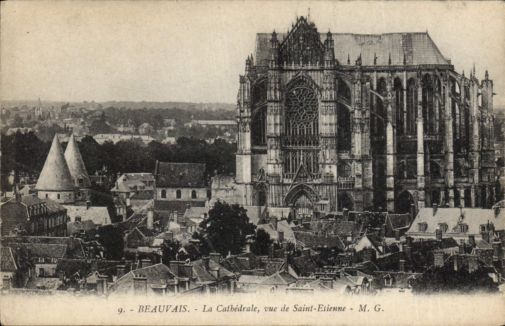 CPA Beauvais La Cathedrale vue de Saint Etienne