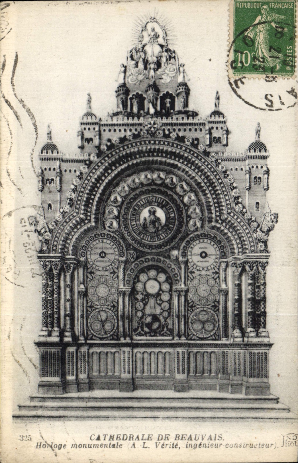 CPA Cathedrale de Beauvais Horloge monumentale