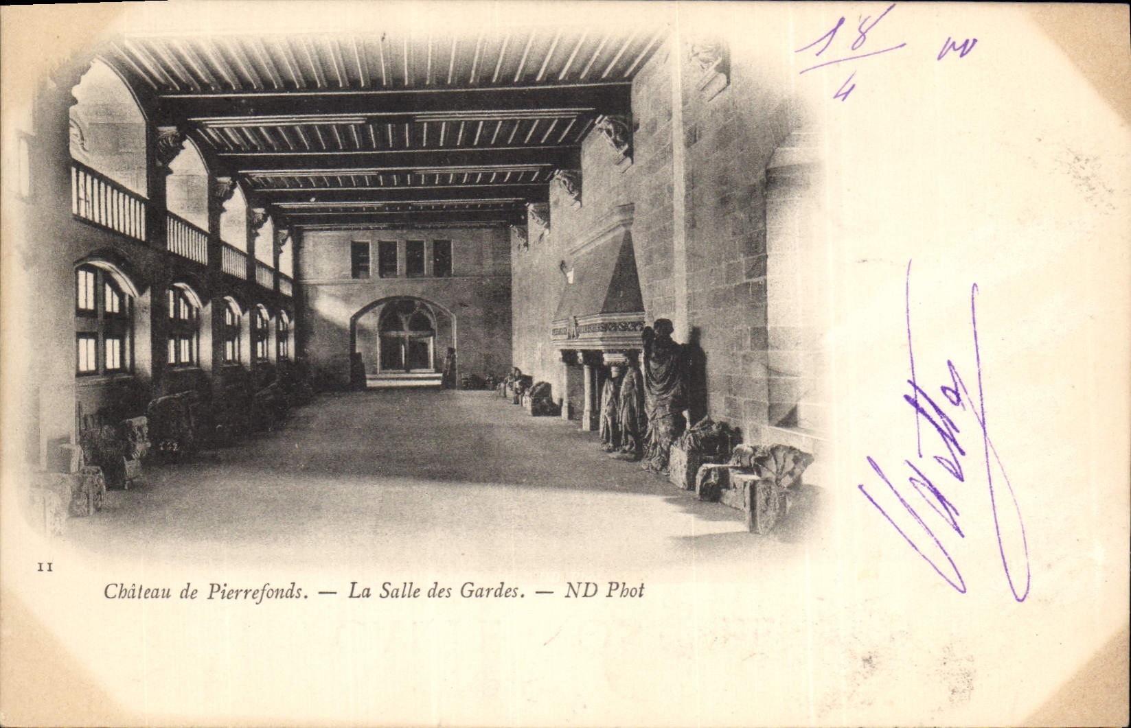 CPA Chateau de Pierrefonds La Salle des Gardes 
