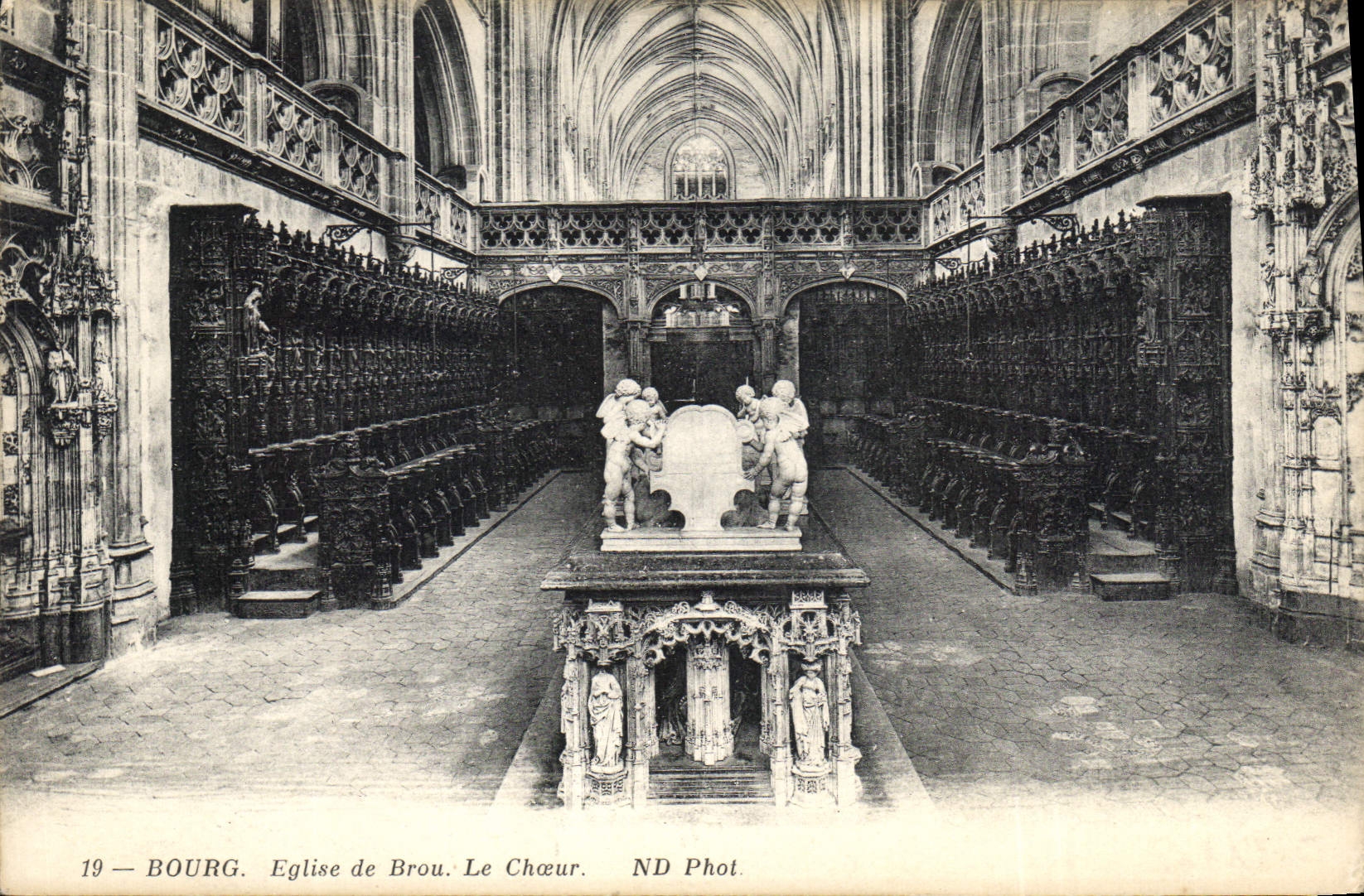 CPA Eglise de Brou Le Choeaur 