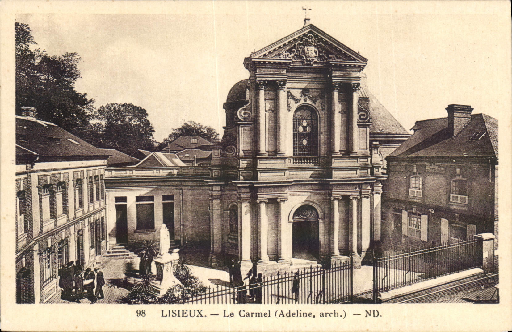 CPA Lisieux Le Carmel Adeline arch 